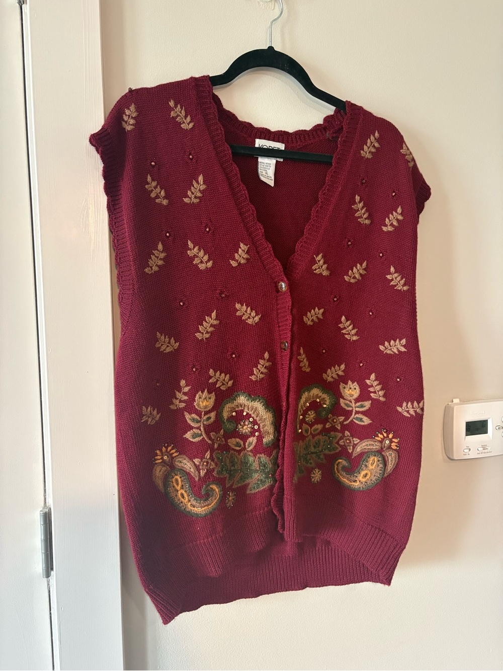Vintage Women's Burgundy Embroidered Button-Front Sweater Vest